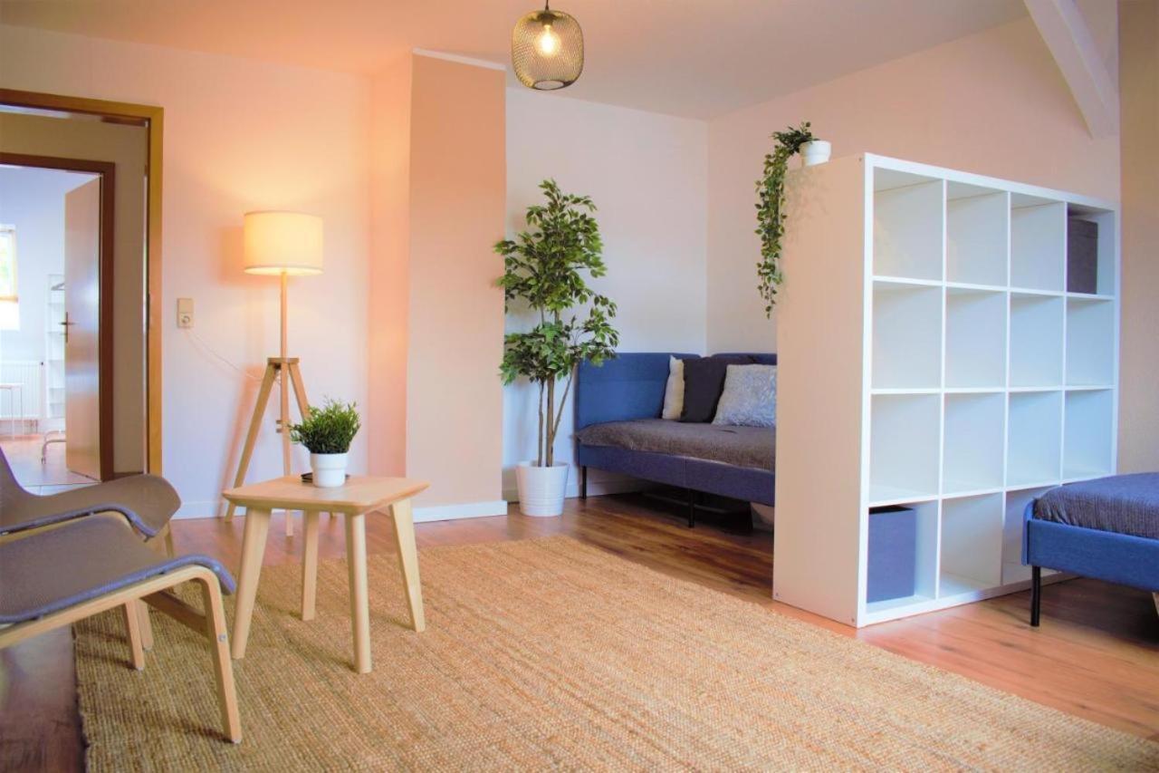 Apartment Fullhouse - - M45 *